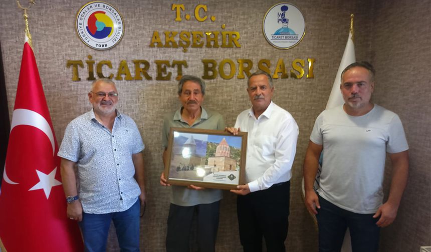 Seyyid Mahmud Hayrani Derneği’nden Ticaret Borsası’na Ziyaret