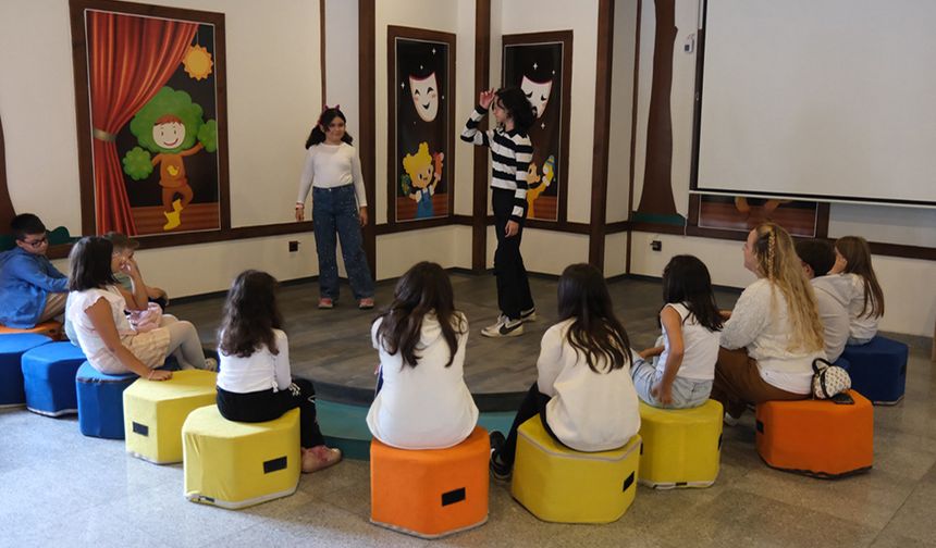 Tiyatro Kulübü Yaratıcı Drama Atölye Çalışmaları Başladı