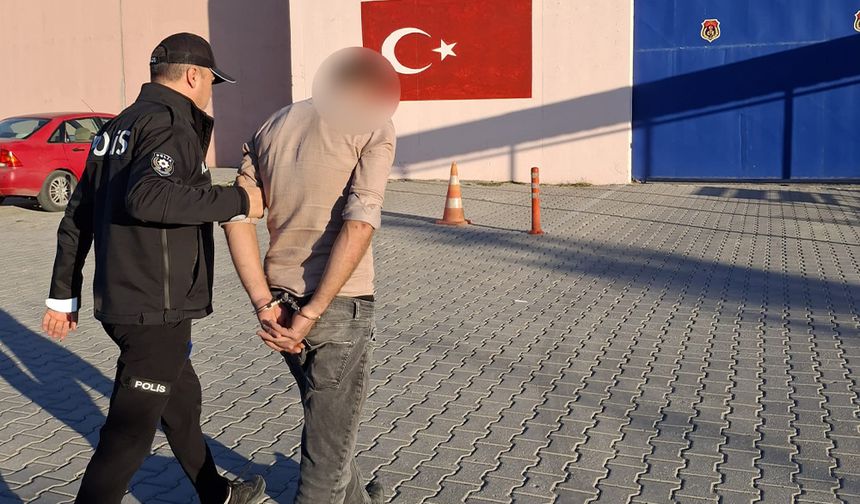 Polise Direnen İki Şahıstan Biri Tutuklandı