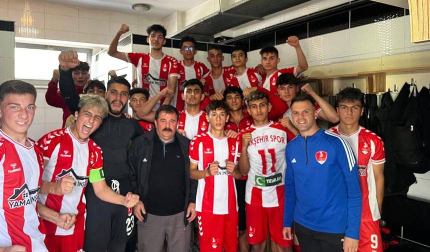 Kırmızı Karıncalar Fırtınası Devam Ediyor!