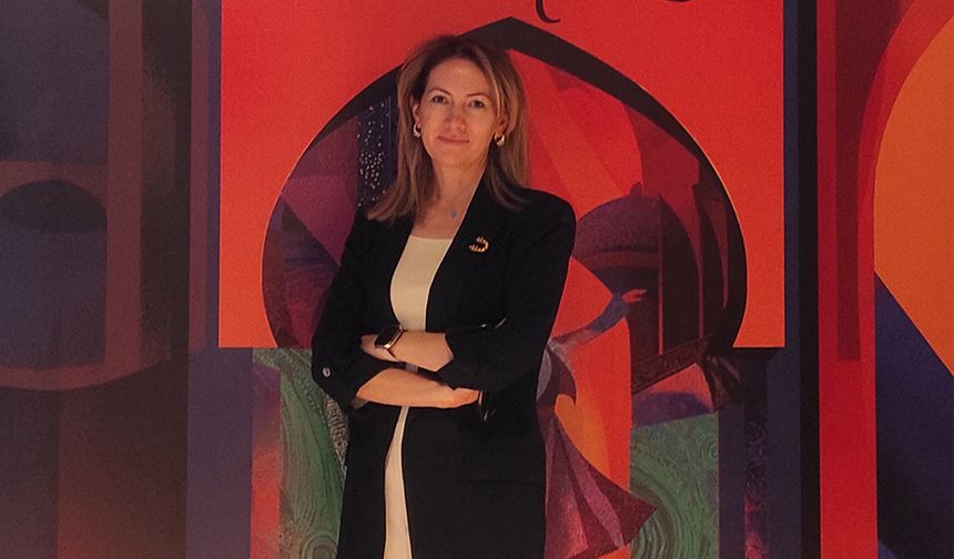 Türk Eserleri Bakü’deki “Zamansız ve Mekânsız” Sergisinde Yer Aldı