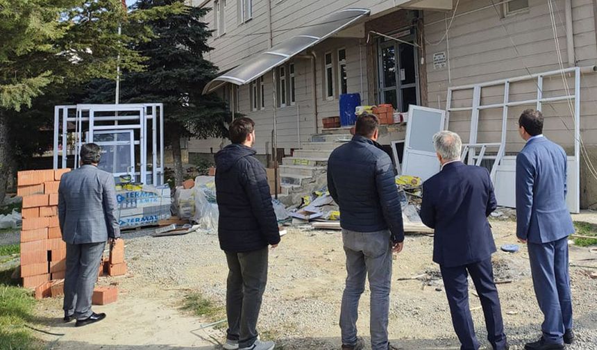 Kaymakam Yiğit, Yeni Müftülük Hizmet Binasında İncelemelerde Bulundu