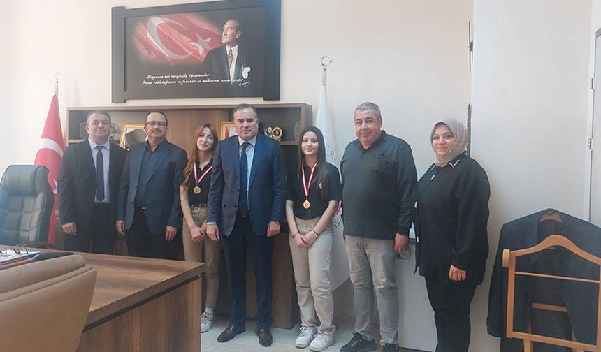 Dilimizin Zenginlikleri Projesi’nde Akşehirli Öğrenciler Birinci Oldu