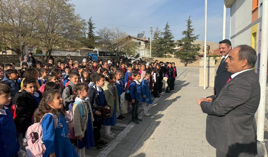 Kaymakam Taşavlı Öğrencilerin Tatil Heyecanına Ortak Oldu
