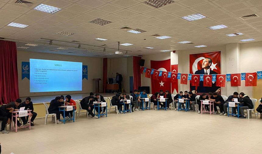 Ülkü Ocakları Tarafından Yunak'ta Bilgi Yarışması Düzenlendi