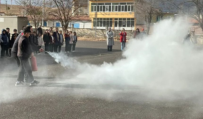 Yunak’ta Yangın Bilinçlendirme ve Farkındalık Eğitimleri