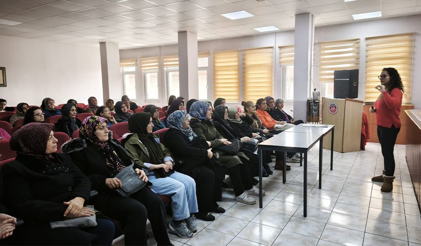 Akşehir’de Bilinçsiz Antibiyotik Kullanımına Karşı Farkındalık Eğitimi