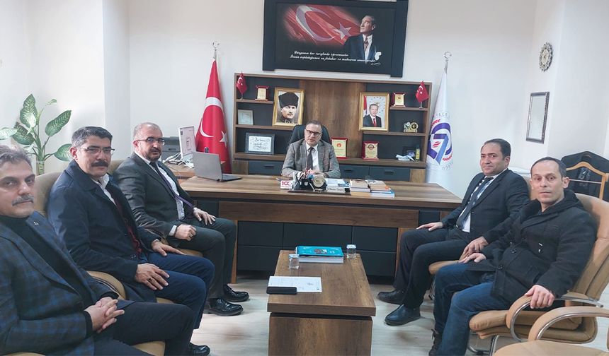 Türk Eğitim-Sen’den İlçe Milli Eğitim Müdürü Topaloğlu’na Ziyaret