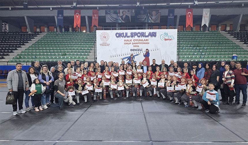 Akşehirli Öğrenciler Denizli’den Şampiyonlukla Döndü