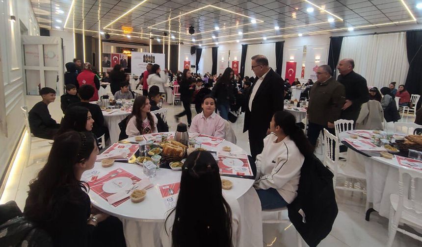 Öğrenciler İftar Programında Buluştu