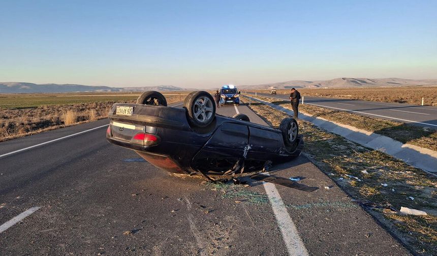 Akşehir Yunak Yolunda Trafik Kazası: 2 Yaralı