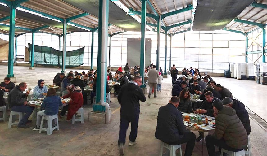 Martı Spor’un Geleneksel İftar Programına Yoğun Katılım