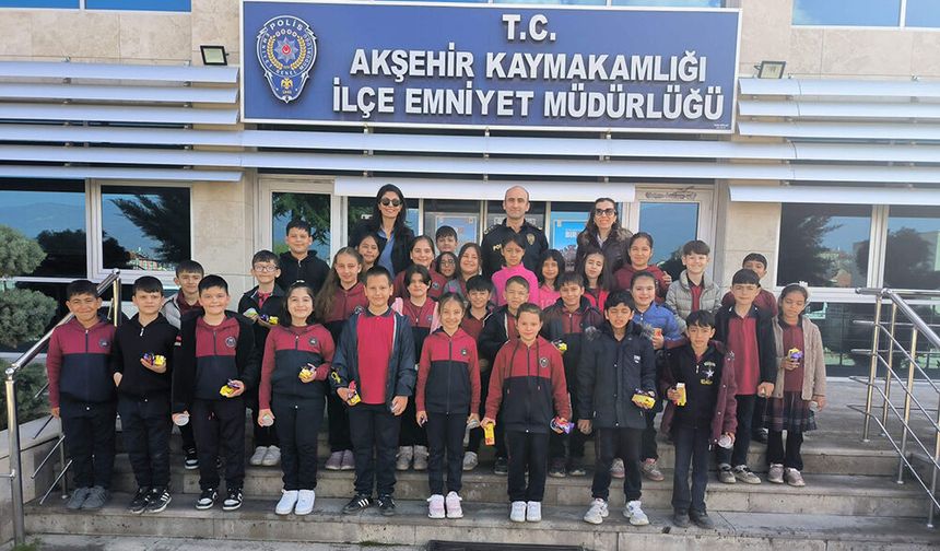 Haydar Tuna İlkokulu Öğrencilerinden Polis Haftası Ziyareti