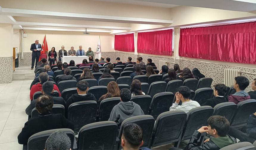 “Kahramanlar Buluşması” Duygusal Anlara Sahne Oldu