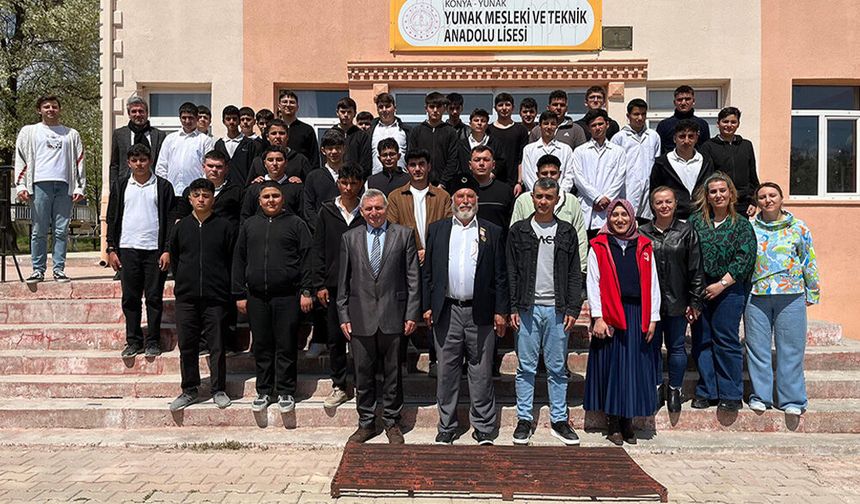 Yunak’ta “Vatan ve Kahramanlık Buluşmaları” Düzenlendi