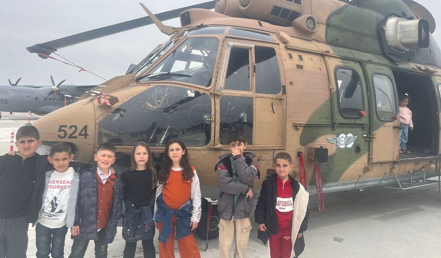 Mehmetçik Yunaklı Minikleri Gökyüzünün Kartallarıyla Buluşturdu