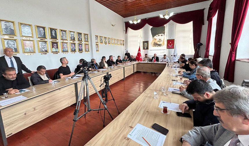 Akşehir Belediye Meclisi Toplantısının İkinci Oturumu Gerçekleştirildi