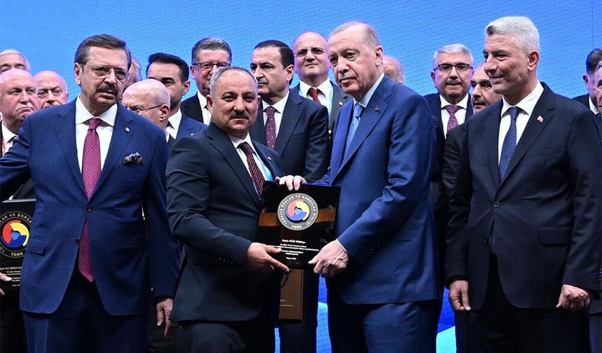 Genel Sekreter Tuna’ya Cumhurbaşkanından Hizmet Şeref Belgesi