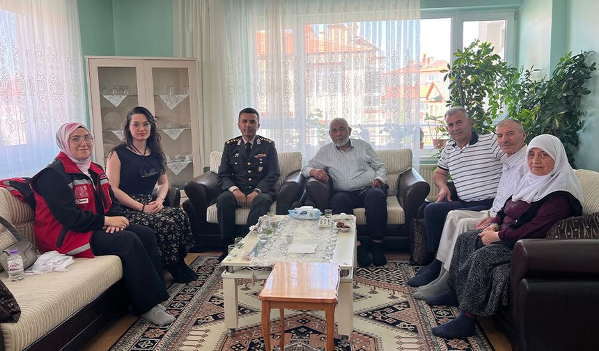 Ekrem Öz’ün Hac Sevinci Paylaşıldı