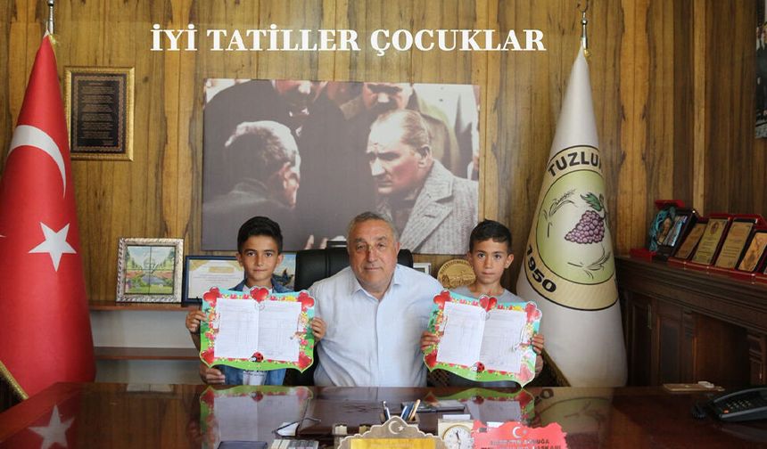 Başkan Akbuğa, Karne Alan Öğrencileri Makamında Ağırladı