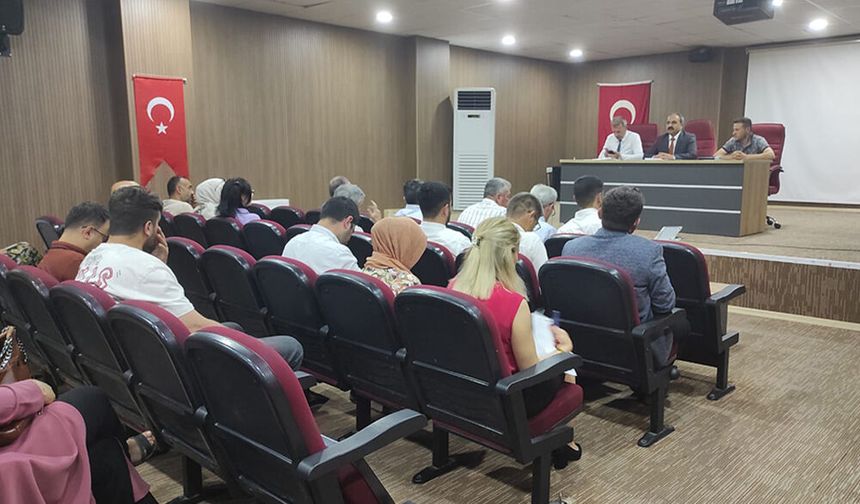 Yunak’ta Müdürler Kurulu Yıl Sonu Toplantısı Yapıldı