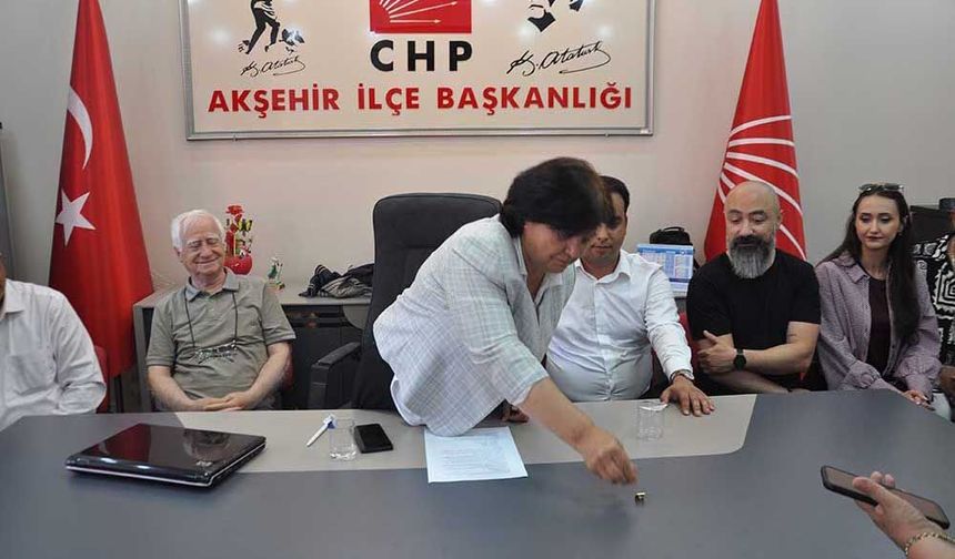 Akşehir CHP İlçe Yönetimi Toplu İstifa Etti