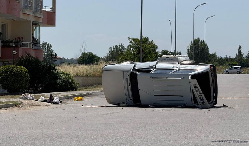 İki Otomobilin Çarpıştığı Kazada Bir Kişi Yaralandı