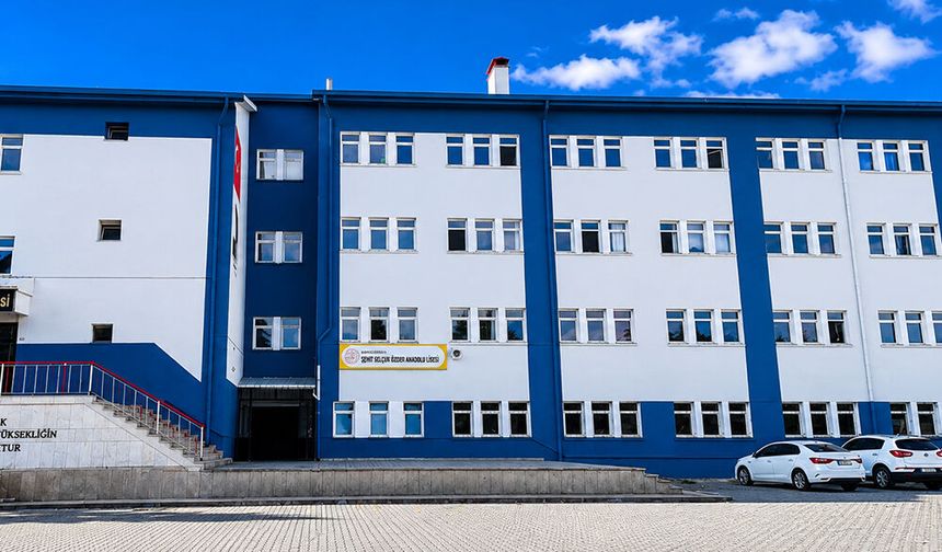 Teknoloji, Proje ve Akademik Başarı Aynı Çatıda Buluşuyor