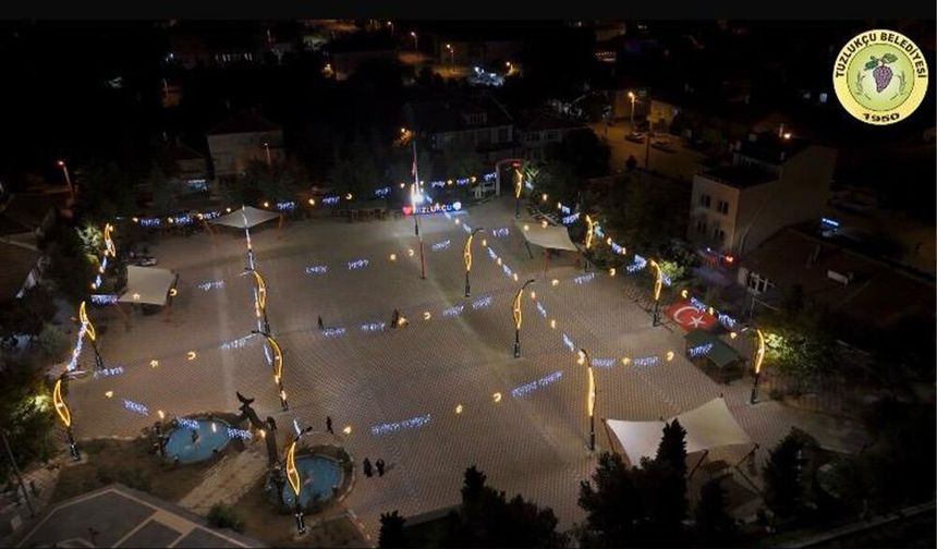 Tuzlukçu Cumhuriyet Meydanı Yeni Yüzüyle Hizmete Hazır