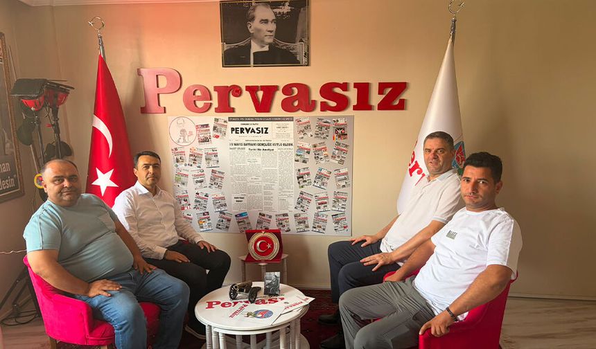 Müdür Parlak'tan Gazetemize Ziyaret