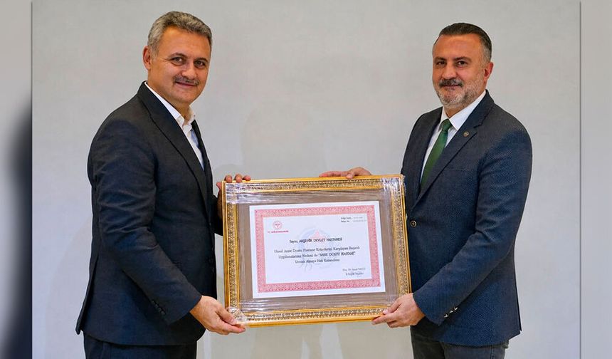 Akşehir Devlet Hastanesi’ne “Anne Dostu Hastane” Belgesi