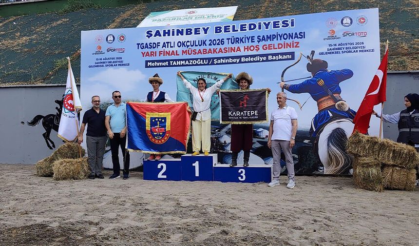 Atlı Okçulukta Üç Derece Birden!
