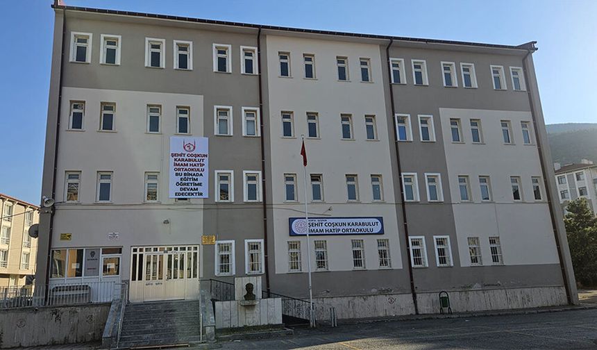 Şehit Coşkun Karabulut İmam Hatip Ortaokulu Yeni Binasında