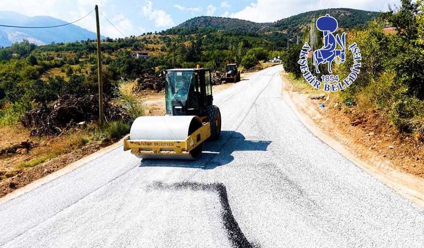 Belediye’den Kırsalda Asfalt Mesaisi