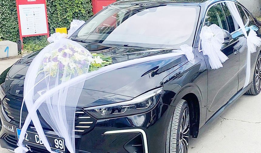 Çeltik’te TOGG, Bu Kez Makam Aracı Değil Gelin Arabası Oldu