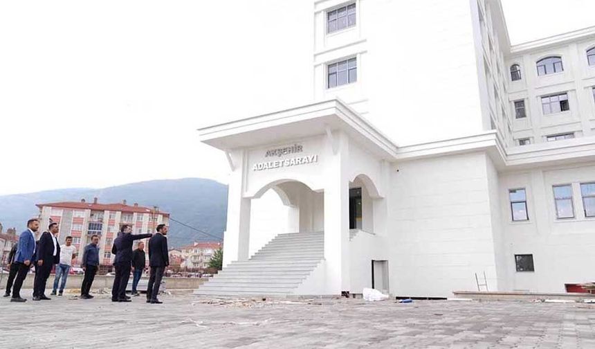 Orhan Erdem, Akşehir Adalet Sarayı’nı İnceledi