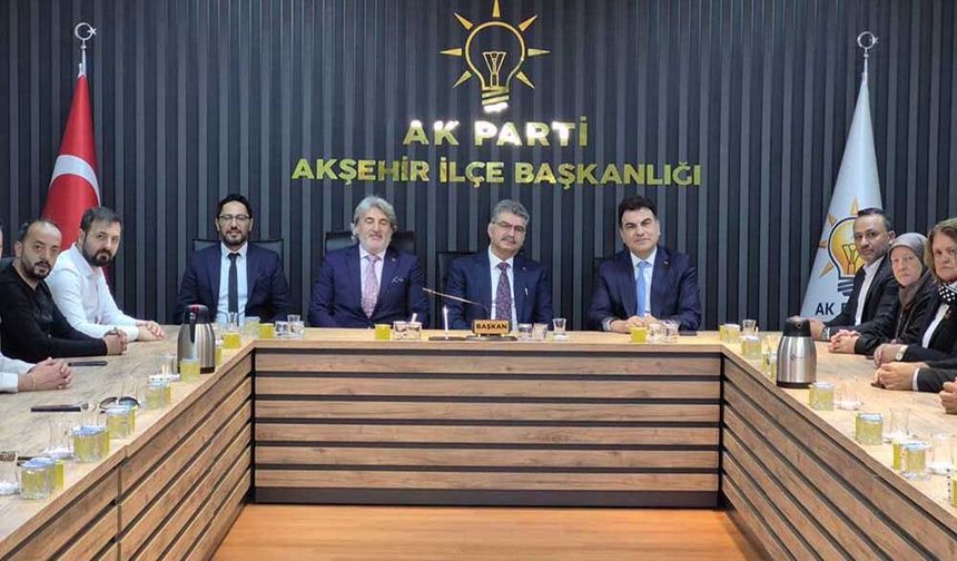 Akşehir’de Heybet ve Erdem’den Teşkilat Toplantısı