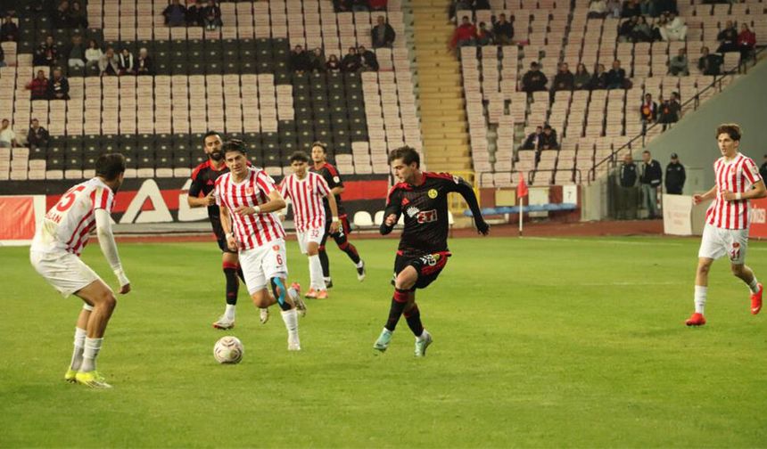 Eskişehirspor: 4 - 1922 Akşehirspor: 1