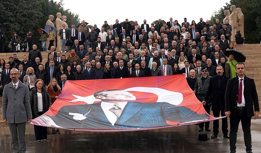 Eğitim-İş 21. Kuruluş Yıl Dönümünü Kutladı
