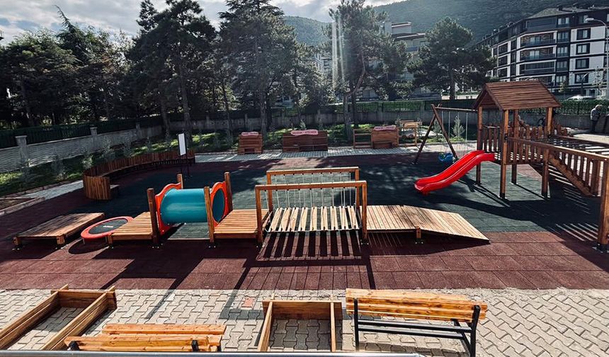 Şehit Aykut Kazar Anaokulu’nun Bahçesine Yeni Park Alanı