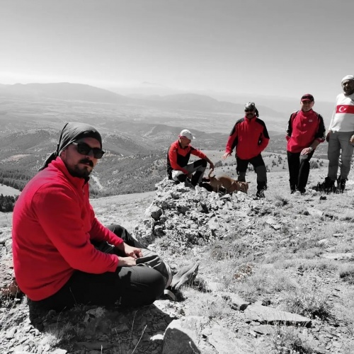 AKADEMİK’TEN YENİ ZİRVELER (FOTOĞRAFLAR İÇİN TIKLAYINIZ)