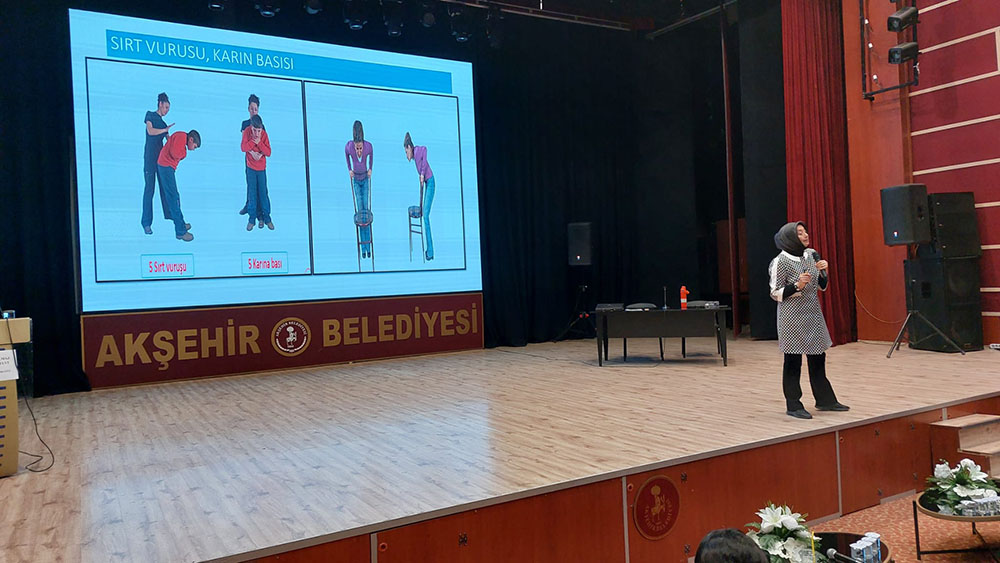 4C25C728 264F 4D91 8818 9Cbe82249Daa