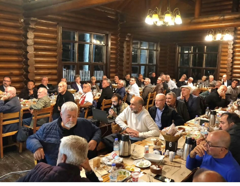 4292E202 17B5 4F56 Bcc8 F0E3Aebfb915