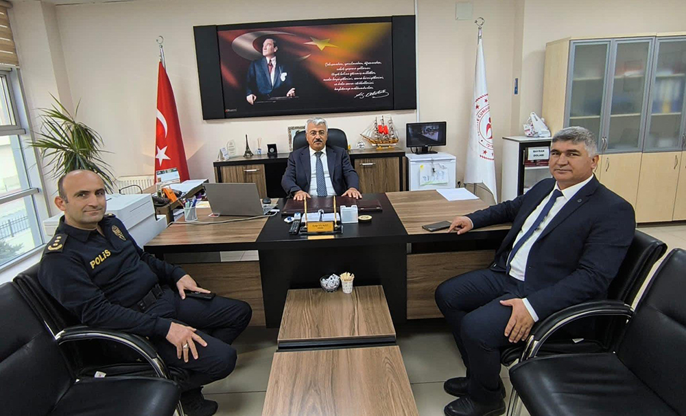 565861314 783759294475307 7728278050889852107 N