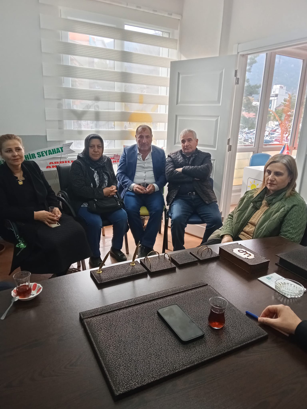 303904Bf 6415 4C74 Bf44 D7Fb388Af27B