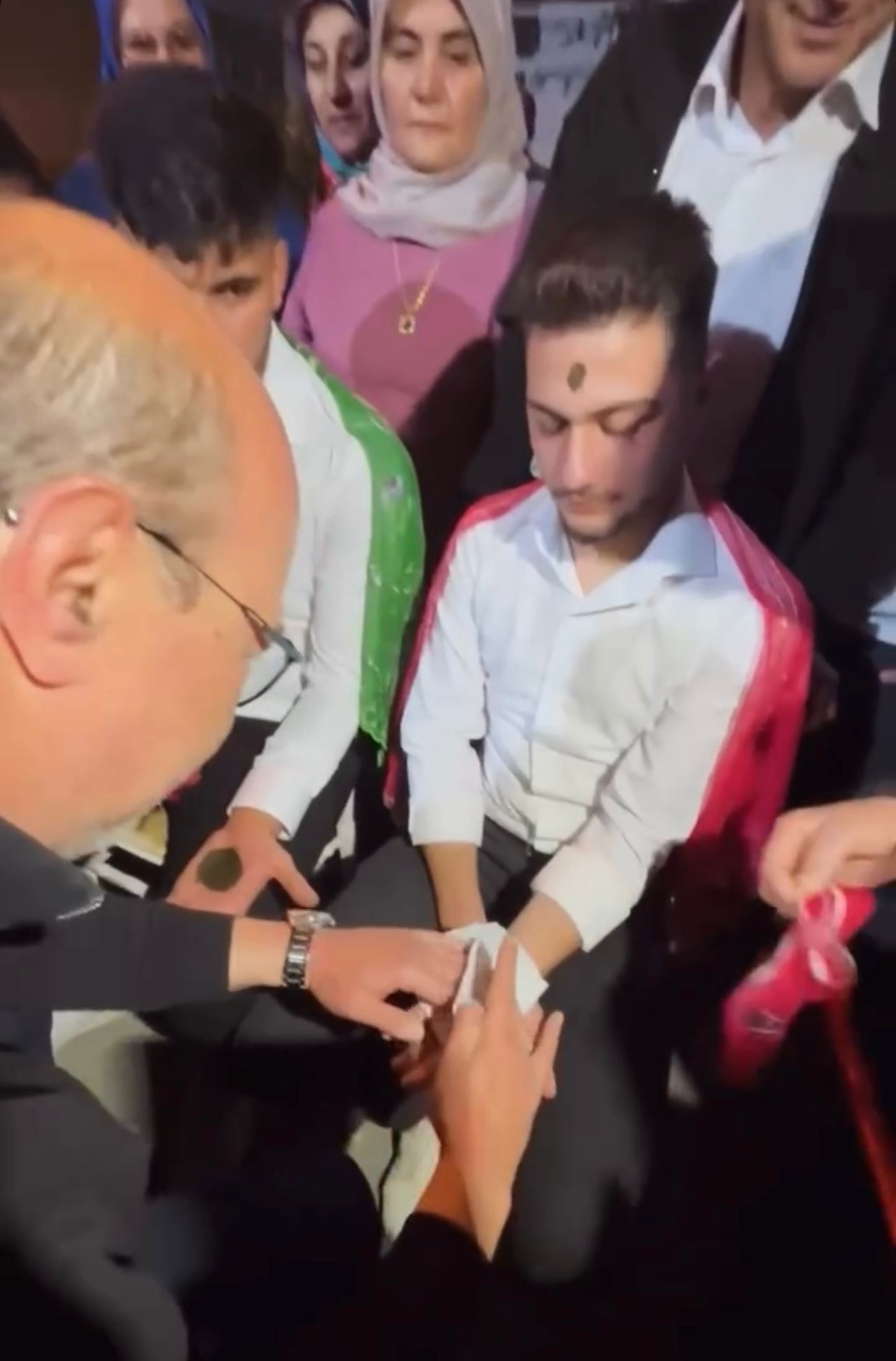 7971Dbb3 3Eb3 43Ed 8426 5E2B3Dfceeae