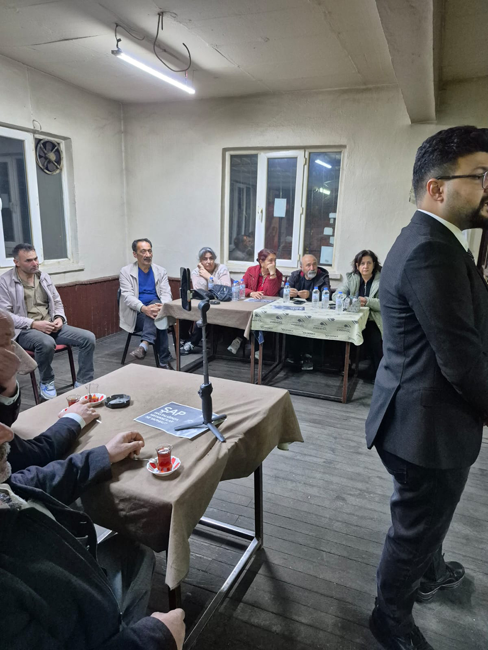 A82D8F9F A76F 4D0A B390 C5C16C301179