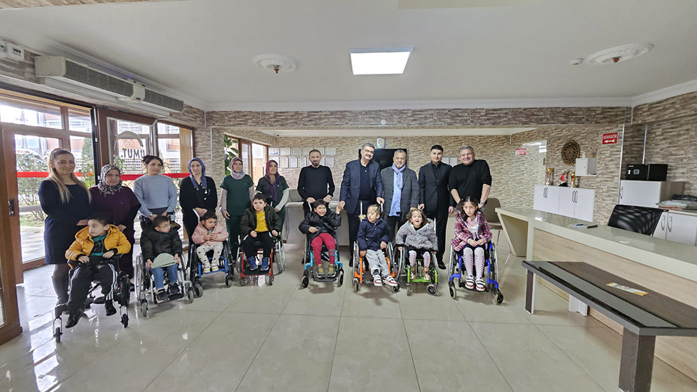 4Bc270D4 6696 434A 919F Fbe8B961Cdab