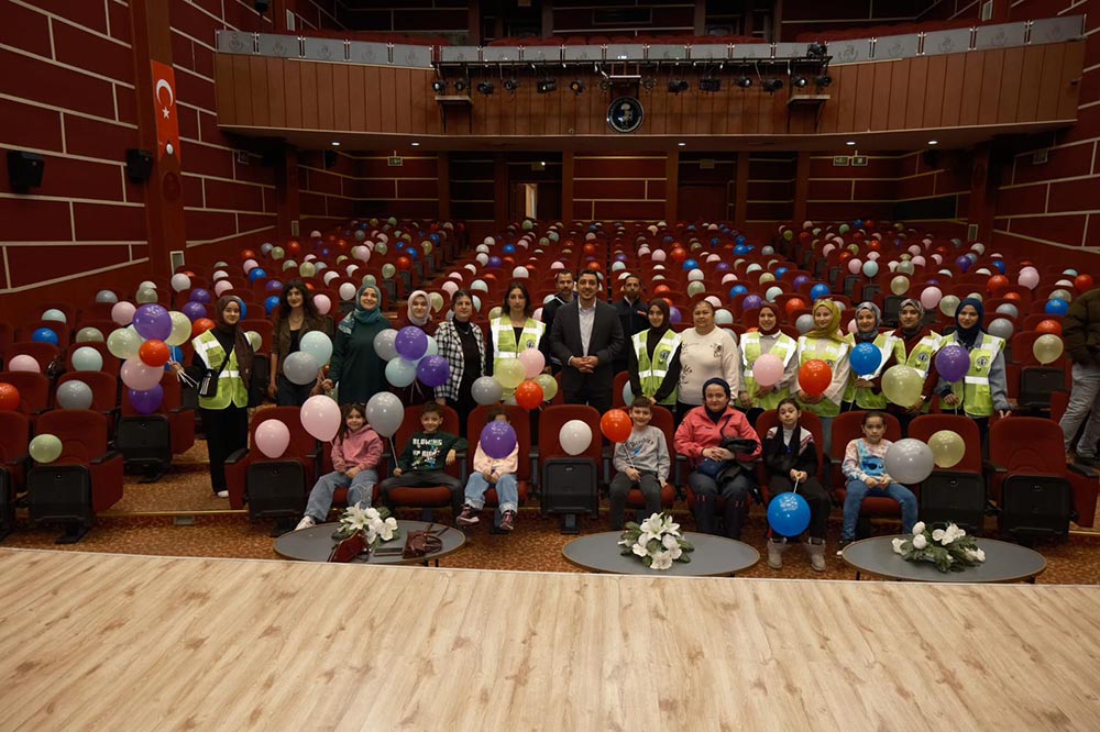 078Cda8C 8C46 4269 9278 0C799B8760E8