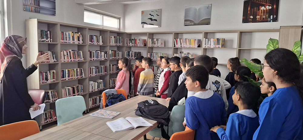 4D7739E7 03C5 4C98 Ab9B Ba4Cb95B8Bad